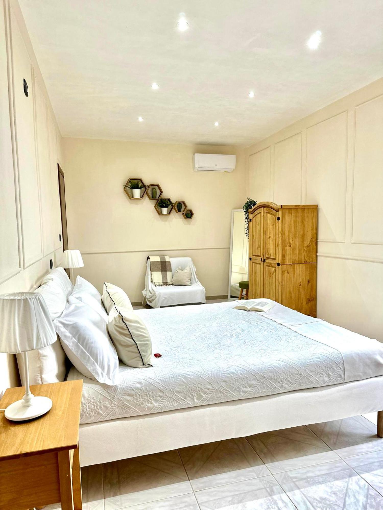 B&B Eyexei Domus Αγκριτζέντο Εξωτερικό φωτογραφία
